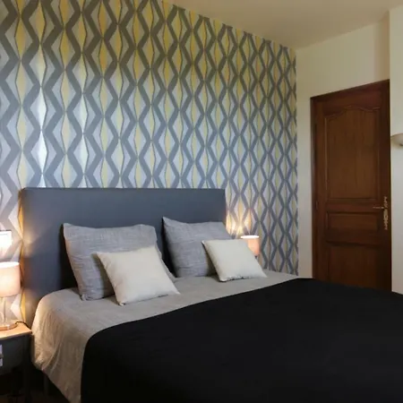 Bed & Breakfast La Demeure Du Castel